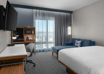 Courtyard by Marriott Modesto North hotel thumbnail 3
