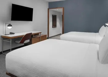 Courtyard by Marriott Modesto North hotel thumbnail 5