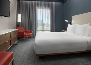 Courtyard by Marriott Modesto North hotel thumbnail 7