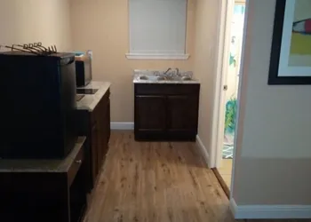Anglers Hideaway Cabins Extended Stay hotel thumbnail 3