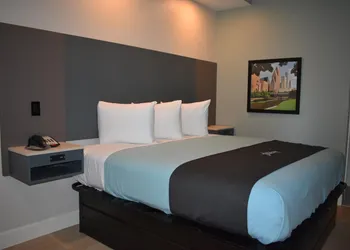 Bluestar Inn hotel thumbnail 3