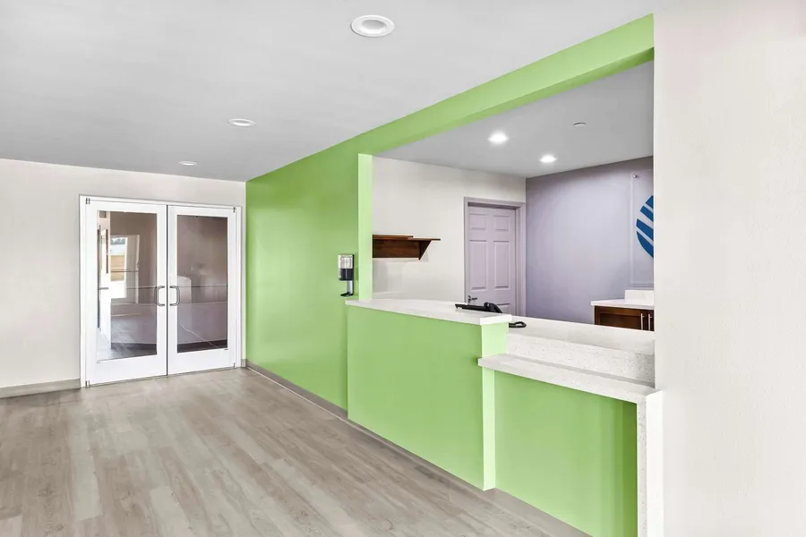 Woodspring Suites South Houston Hobby hotel detail image 2
