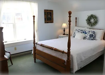 Greenwood Manor Inn hotel thumbnail 5