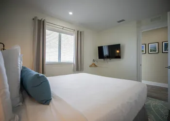 Sugarloaf Key Hotel at KOA Resort hotel thumbnail 6