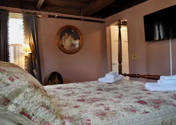 Silsbee's by Daniels House hotel thumbnail 5