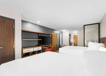 Everhome Suites Lexington - Horse Park hotel thumbnail 7