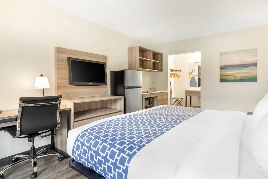 Suburban Studios Tysons Corner hotel detail image 6