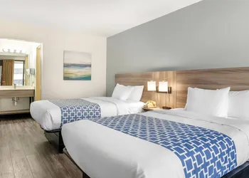 Suburban Studios Tysons Corner hotel thumbnail 8