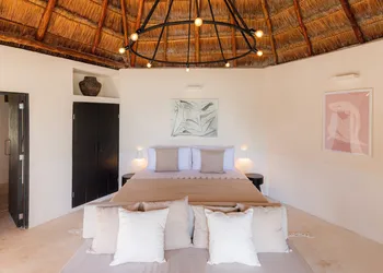 Casa Gitano hotel thumbnail 4
