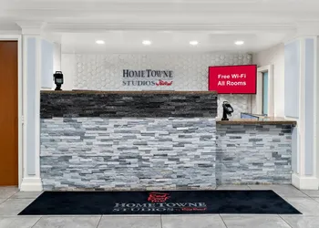 HomeTowne Studios by Red Roof Auburn Hills hotel thumbnail 2