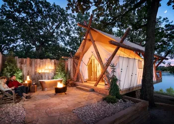 Camp Long Creek hotel thumbnail 8