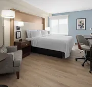 Holiday Inn Hotel and Suites Richmond West End by IHG hotel detail image 3