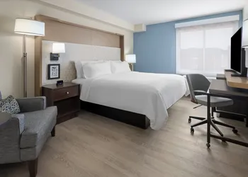 Holiday Inn Hotel and Suites Richmond West End by IHG hotel thumbnail 7