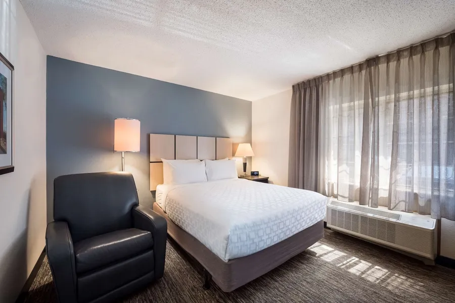 Sonesta Simply Suites Lansing hotel detail image 2