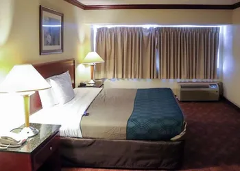 Dominion Inn & Suites hotel thumbnail 4