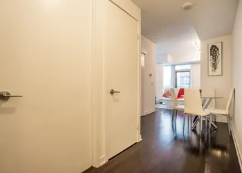 Ice Suites hotel thumbnail 8