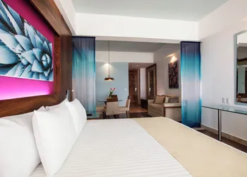 Altitude by Krystal Grand Los Cabos – All Inclusive hotel thumbnail 6