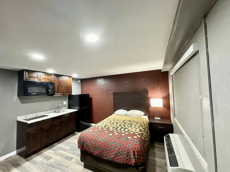 Residency Inn & Studios hotel detail image 6