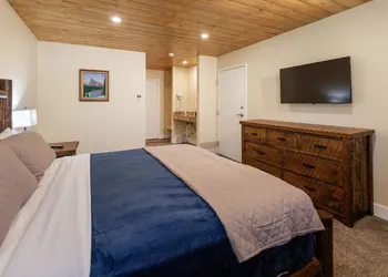 Tahquitz Pines Retreat hotel thumbnail 5