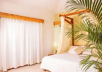 Enigmatic Boutique Hotel hotel thumbnail 4