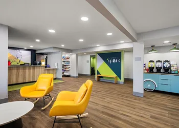 Spark by Hilton Fort Wayne hotel thumbnail 5