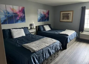 Gamble Farm Inn and Suites hotel thumbnail 6