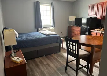 Gamble Farm Inn and Suites hotel thumbnail 8