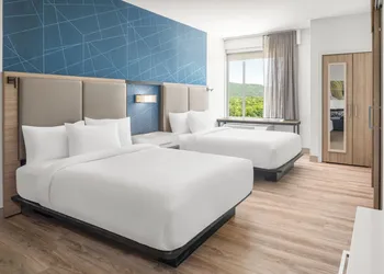 Springhill Suites By Marriott Roanoke North hotel thumbnail 5