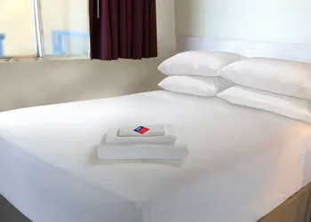 Americas Best Value Inn Asheville hotel thumbnail 2
