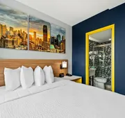 Days Inn by Wyndham New York Chinatown hotel detail image 5