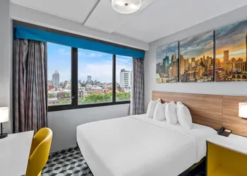 Days Inn by Wyndham New York Chinatown hotel thumbnail 7