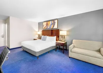 Quality Inn & Suites Jackson hotel thumbnail 5