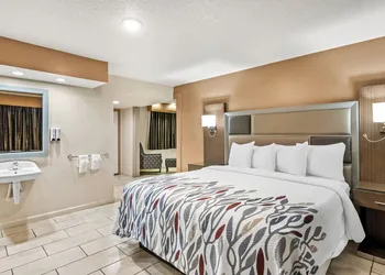 Red Roof Inn Yuba City Bonanza - Marysville hotel thumbnail 7