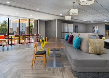 Home2 Suites By Hilton Forrest City hotel thumbnail 3