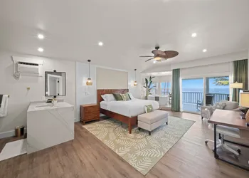 Hamakua Hotel hotel thumbnail 3