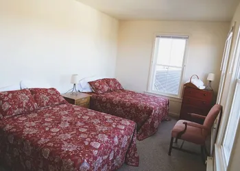 Stoner's Mansion House hotel thumbnail 5
