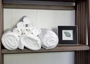 Copperhead Lodge hotel thumbnail 6