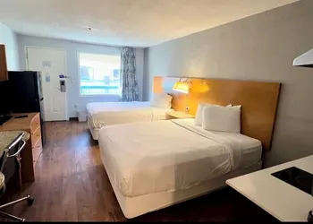 Studio 6 Extended Stay - Savannah, GA - Gateway & I-95 hotel thumbnail 8