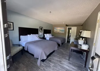 Sunset Inn hotel thumbnail 4