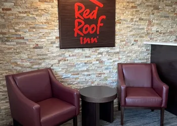 Red Roof Inn Haltom City hotel thumbnail 2