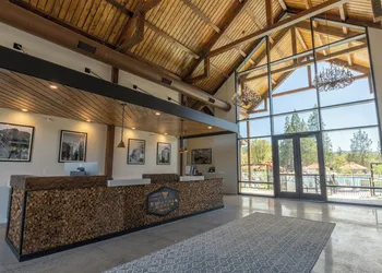 Firefall Ranch Yosemite hotel thumbnail 2