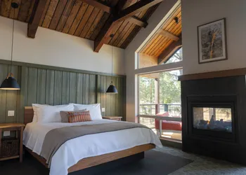 Firefall Ranch Yosemite hotel thumbnail 6