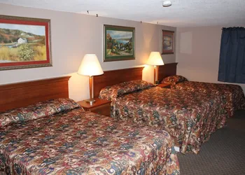 The Village Motel hotel thumbnail 3