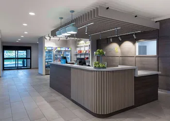 Home2 Suites by Hilton East Haven New Haven hotel thumbnail 3