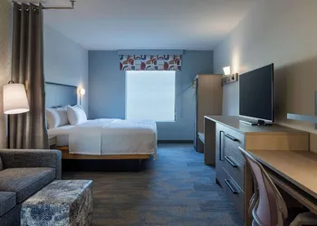 Home2 Suites by Hilton East Haven New Haven hotel thumbnail 7