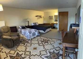 Furnas County Lodging hotel thumbnail 3