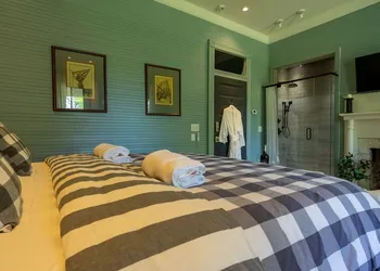 Auburn Bed and Breakfast hotel thumbnail 7