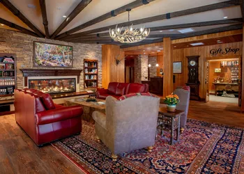 Mount Lemmon Lodge hotel thumbnail 2