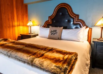 Mount Lemmon Lodge hotel thumbnail 5