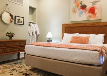 Summit Street Inns hotel thumbnail 6
